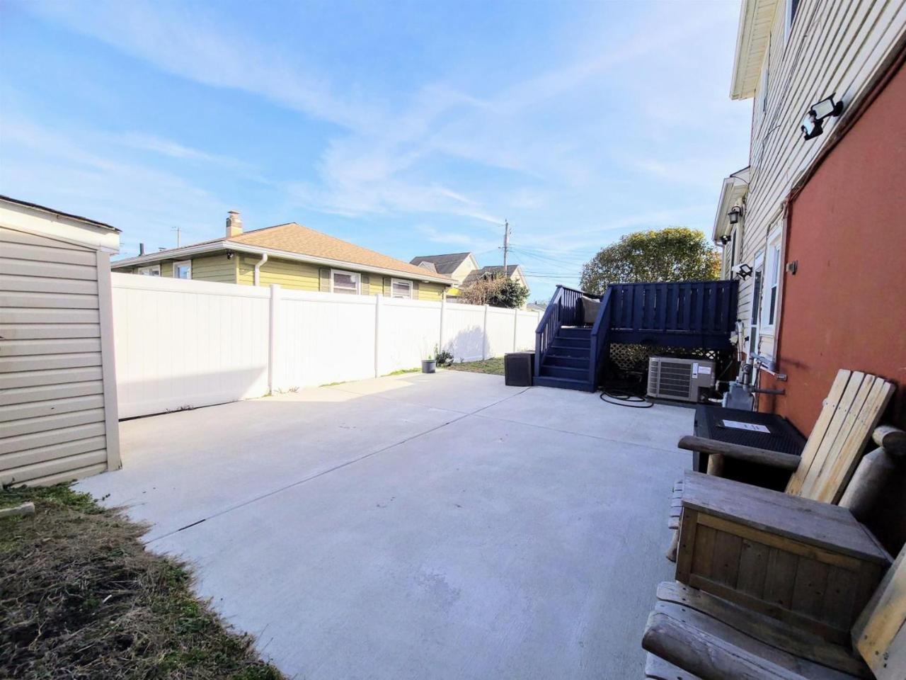 Stylish Cozy Quiet Family Retreat And Romantic Getaway Sleeps Up To 7 With Fast Wifi, Free Parking, Work Station, Alexa Enabled, Fenced In Backyard For Pets Grill Party Patio, Porch, Beach, Canal, Stadium,Boardwalk Restaurants, And Much More! Atlantic City Extérieur photo